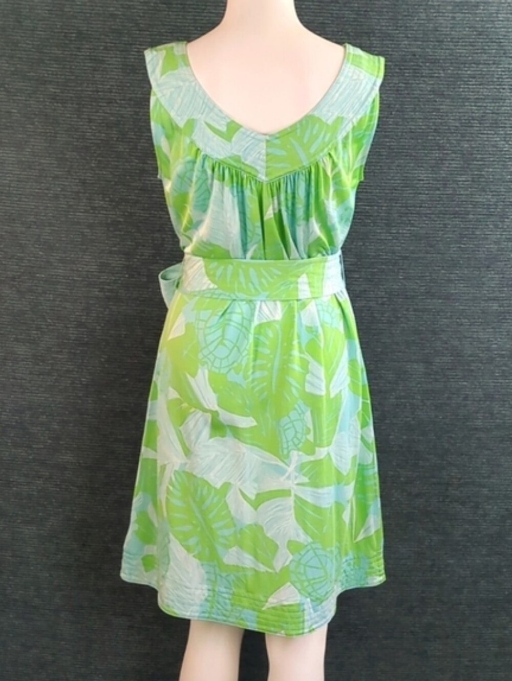 Lilly Pullitzer Silk Blend Nadja Dress "Love Me Or Leaf Me" - Picture 4 of 14
